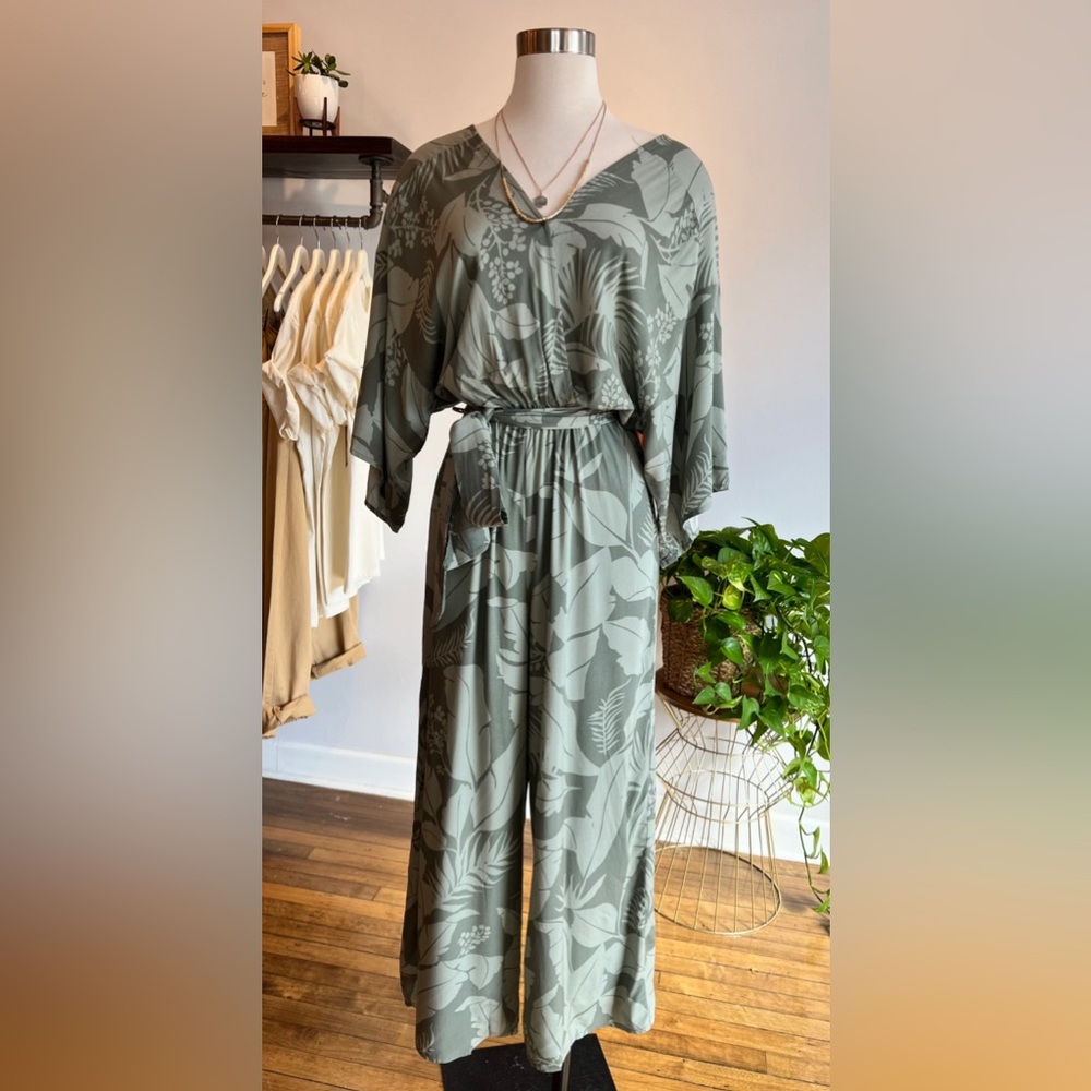 Tropical Kimono Sleeve Jumpsuit - small